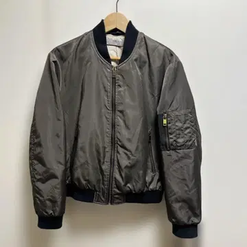 ZARA 봄버 자켓 MA-1 [ 사이즈 S ]