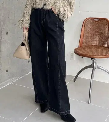 [택 포함 새상품] CAPRICIEUX LE'MAGE 사이드턱 데님 38