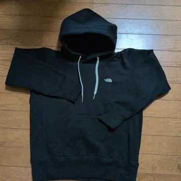 THE NORTH FACE 블랙 후드 부착 후드티