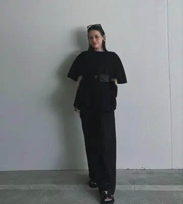 roughlow 플레어 울 베스트