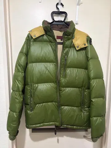 Johnbull 젬블 다운 자켓 M 사이즈 올리브 그린
