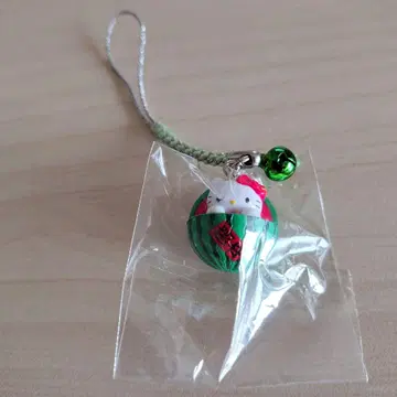 헬로키티 곰돌이 스트랩 구마모토 수박 버전 택 없음