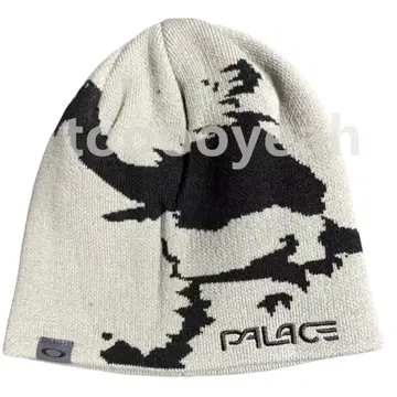 PALACE OAKLEY 비니