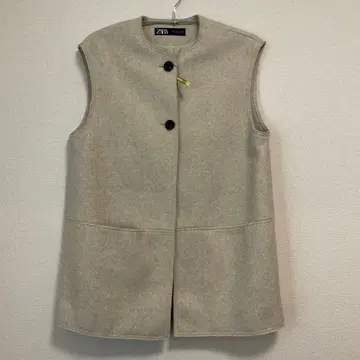 ZARA 베이지 슬리브리스 베스트 베스트 M 가을 겨울 깔끔 코디