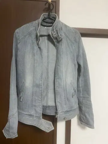 Vingt-trois 라이트 블루 데님 자켓