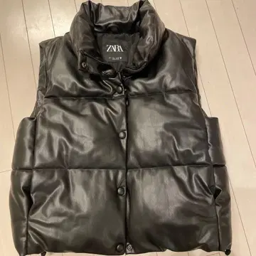 ZARA 블랙 충전솜 다운 베스트 L