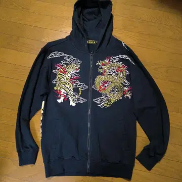 새상품급 불구재천 호랑이와 용 자수 풀 집업 후드티 블랙