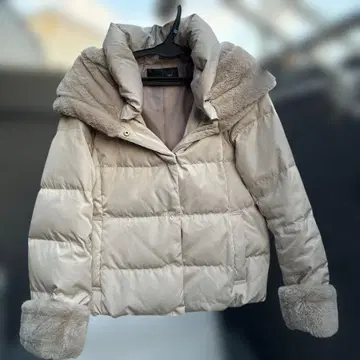 INTERPLANET 복슬복슬 다운 자켓 베이지 여성용