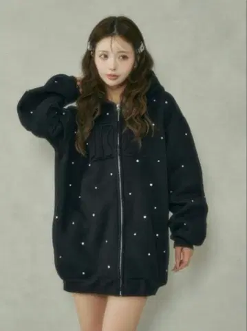 다리치 DD 로고 비쥬 지퍼 후드티