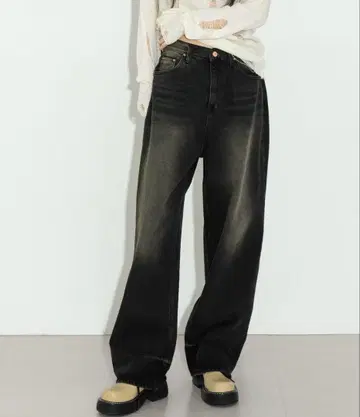 블랙 와이드 레그 데님