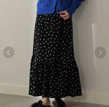 데미룩스 빔즈 랜덤 도트 스커트