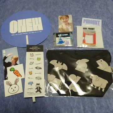 ONEW 팝업 굿즈 혜택 세트