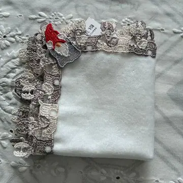 치카자와 레이스 타월 손수건 oh,no! 산타 씨 화이트