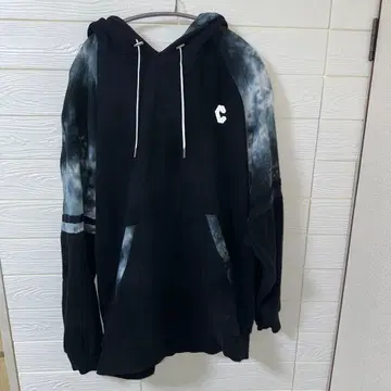 CRONOS의 타이다이 패턴 후드티