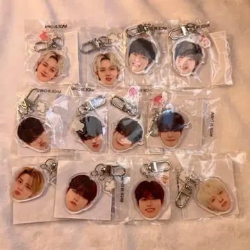 treasure 회장 가챠 얼굴 아크링 키링 PULES ON