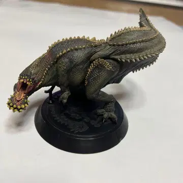 몬스터 헌터 이빌조 피규어