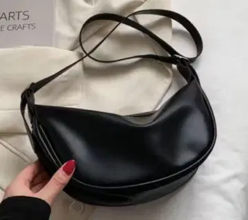 블랙 숄더백