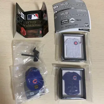유니폼 마그넷 & MLB 온필드 미니어처 피규어 시카고 컵스