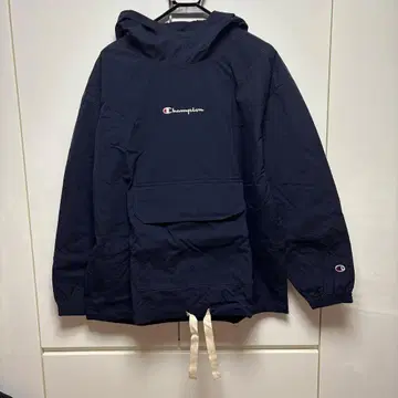 Champion 네이비 후드티 프론트 포켓 부착