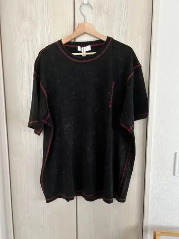 H&M x Glenn Martens 디자인 티셔츠 XS 다크 브라운