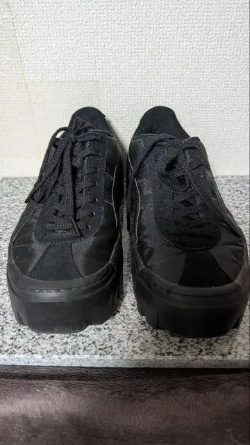 오니츠카타이거 DELEGATION CHUNK 데레게이션 크