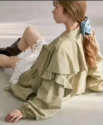 프릴 스웨이드 블루종 카스타네 아우터