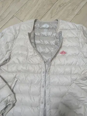 단톤 이너 다운