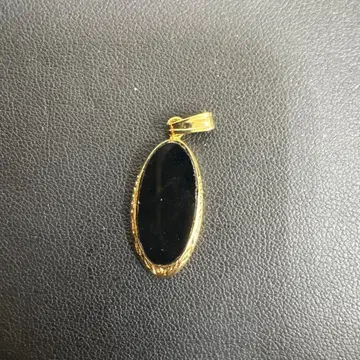 골드 블랙 펜던트 참