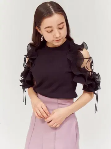 SNIDEL 프릴 슬리브 니트 풀오버