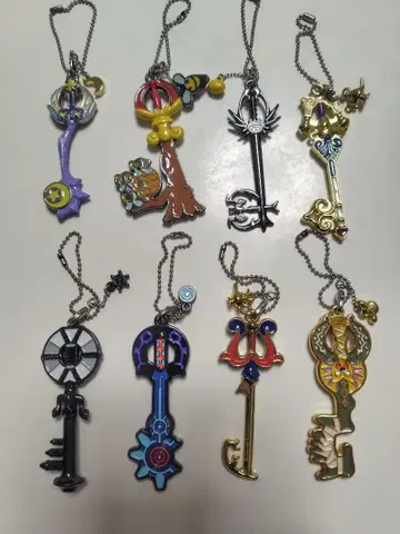 킹덤하츠 키 블레이드 키링 8종 세트