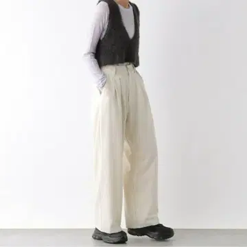 LEPSIM 드레이프감 샴브레이 팬츠 아이보리