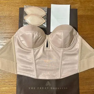 [ 새상품급 ] 트리트 드레싱 숏 뷔스티에 D75 (E70)