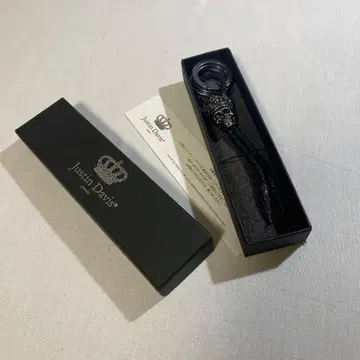 Justin Davis 저스틴 데이비스 스컬 왕관 키링 미사용