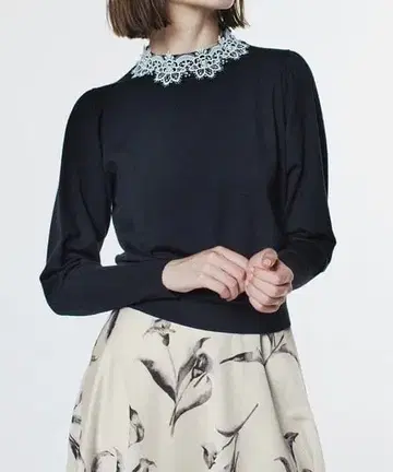 STRAWBERRY FIELDS 컬러 프린트 플레어 스커트