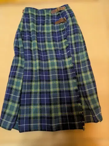 원더풀 월드 카네코 이사오 타탄 체크 랩스커트