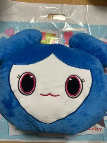 TWICE LOVELYS 낮잠 쿠션 GIGO 한정판 쯔위