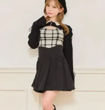 아프레 주르 블랙 백리본 플레어 치마바지