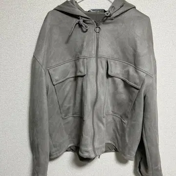 ZARA 후드 부착 후드티 EUR 42