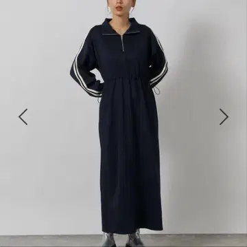 라콜레 네이비 롱 원피스 집업 저지