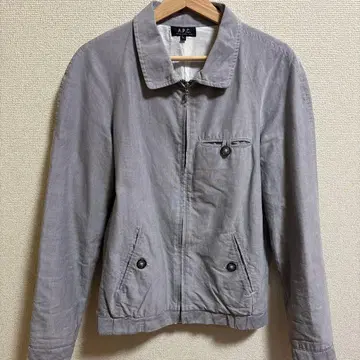 이스트 바이 웨스트 시기 A.P.C. 스윙탑