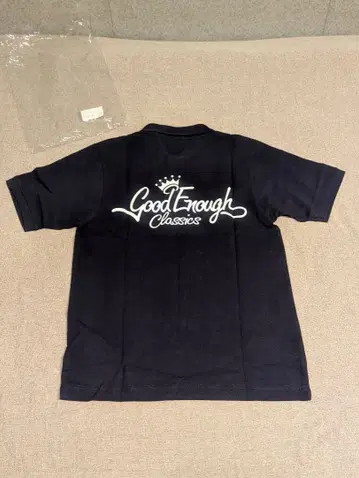 GOODENOUGH 클래식 로고 피케 셔츠 굿이너프 네이비