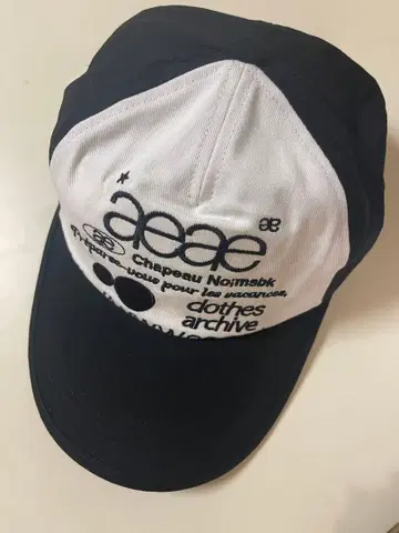 aeae 그래픽 캡 화이트/블랙