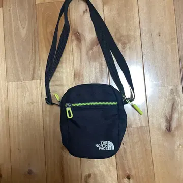 THE NORTH FACE 숄더백 블랙