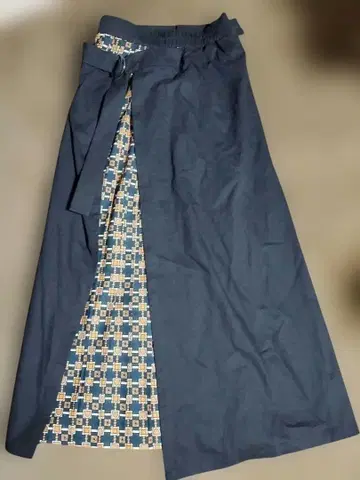 여성용 MURUA 스커트