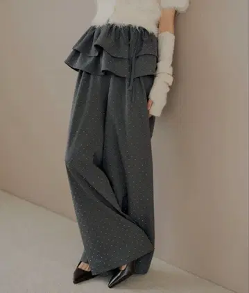 큐빅 루즈핏 슬랙스 팬츠