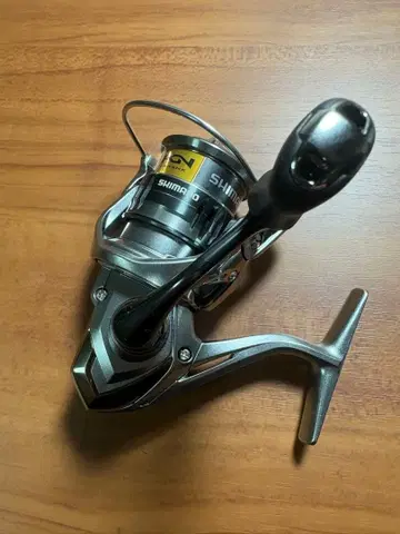 새상품급 시마노 21 나스키 C2000SHG