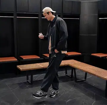 뉴발란스 블랙 조거 팬츠 M 오타니