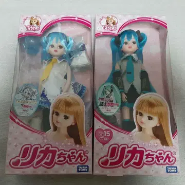 하츠네 미쿠 유키 미쿠 리카짱 2개 세트