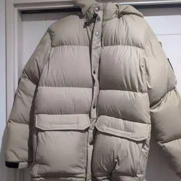 CAMP7 베이지 다운 자켓