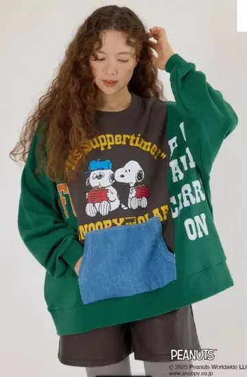 로데오 크라운즈 (PEANUTS) 커스텀 맨투맨 상의